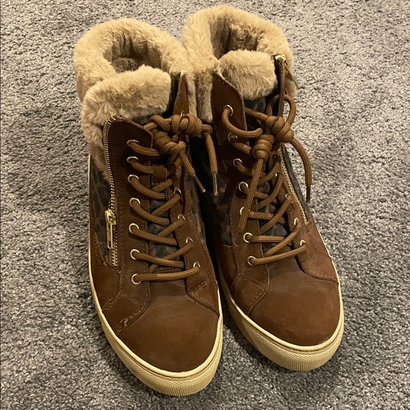 EUC Cougar Brand Women’s Brown Suede Sneaker Boots with Leopard Print - Picture 6 of 8